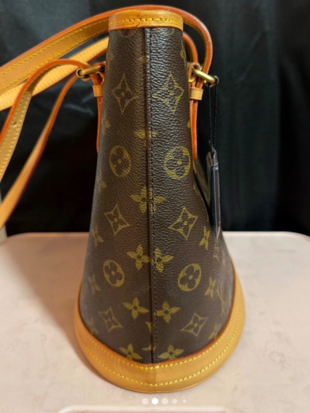 Authentic Louis Vuitton Monogram Bucket GM shoulder tote bag, includes Legit App
